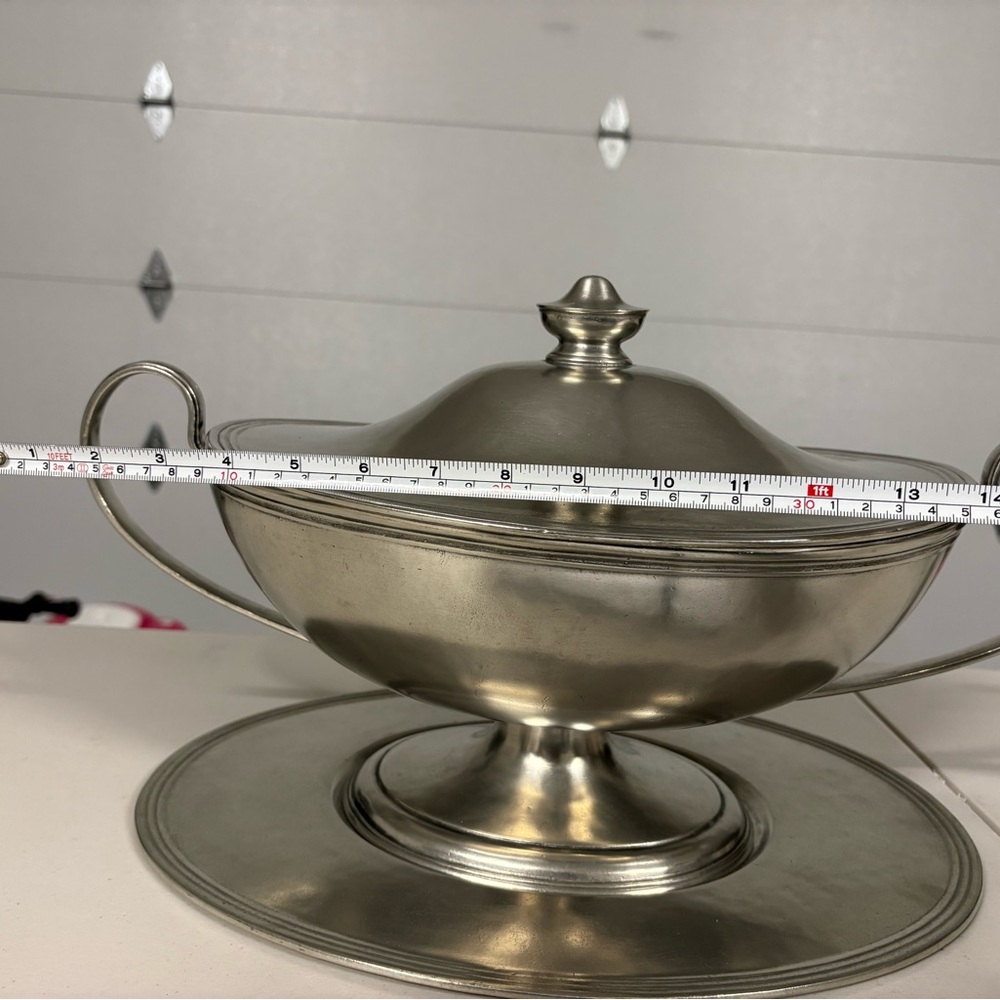 Arte Italica Pewter Soup Tureen with Lid and Tray - Picture 6 of 11